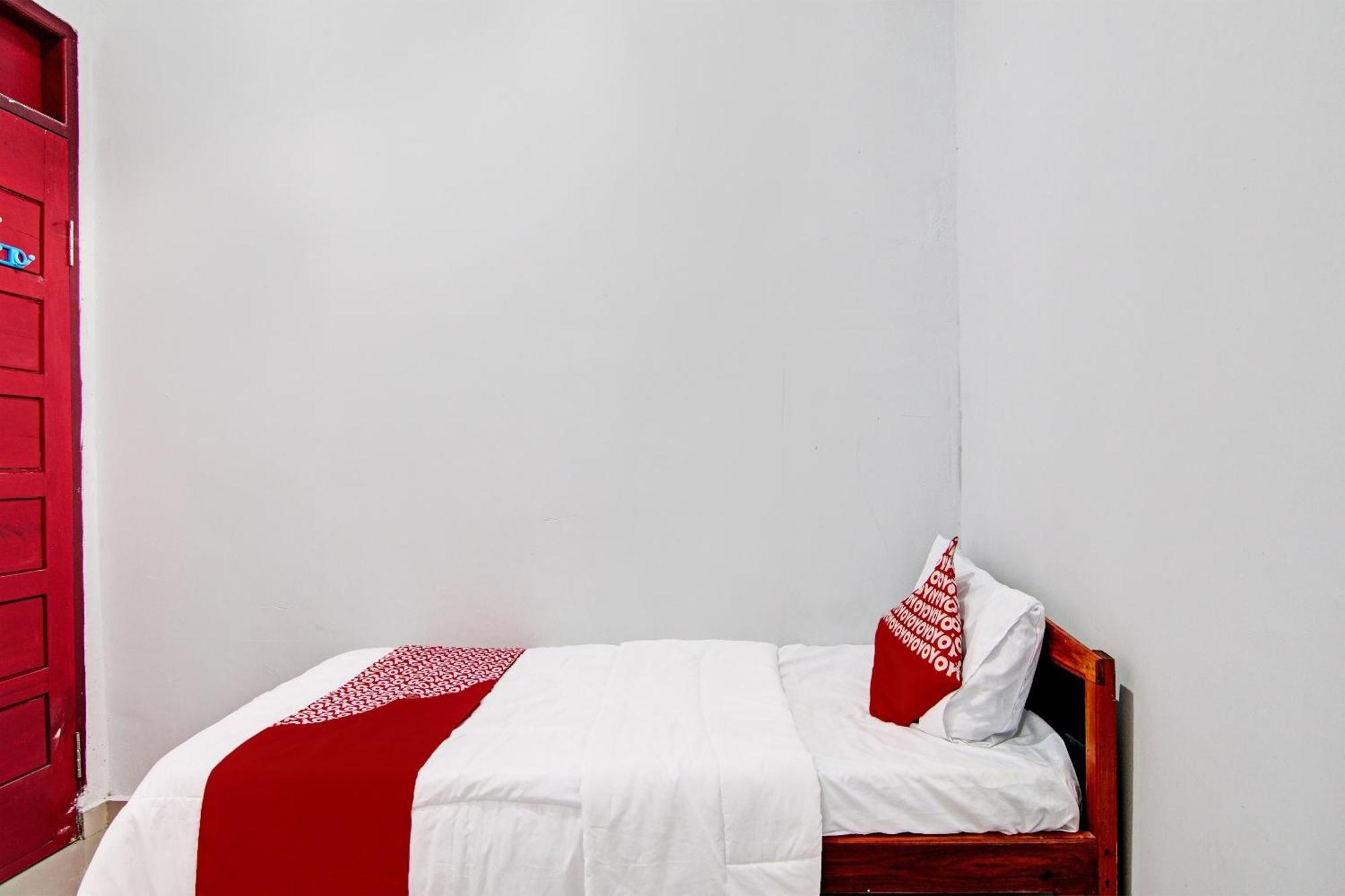 Oyo 92330 Hotel Rindu Sempadan Near Taman Wisata Rindu Sempadan Pekanbaru Bagian luar foto