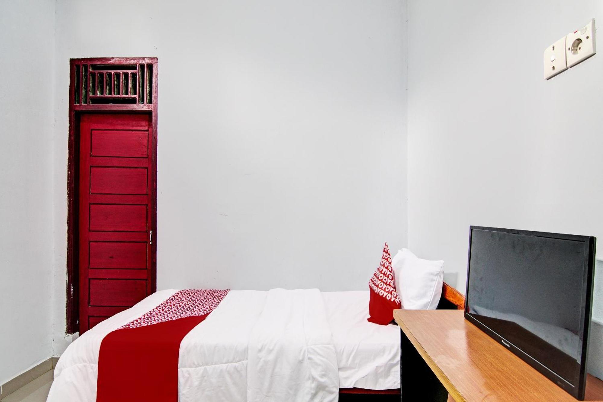 Oyo 92330 Hotel Rindu Sempadan Near Taman Wisata Rindu Sempadan Pekanbaru Bagian luar foto
